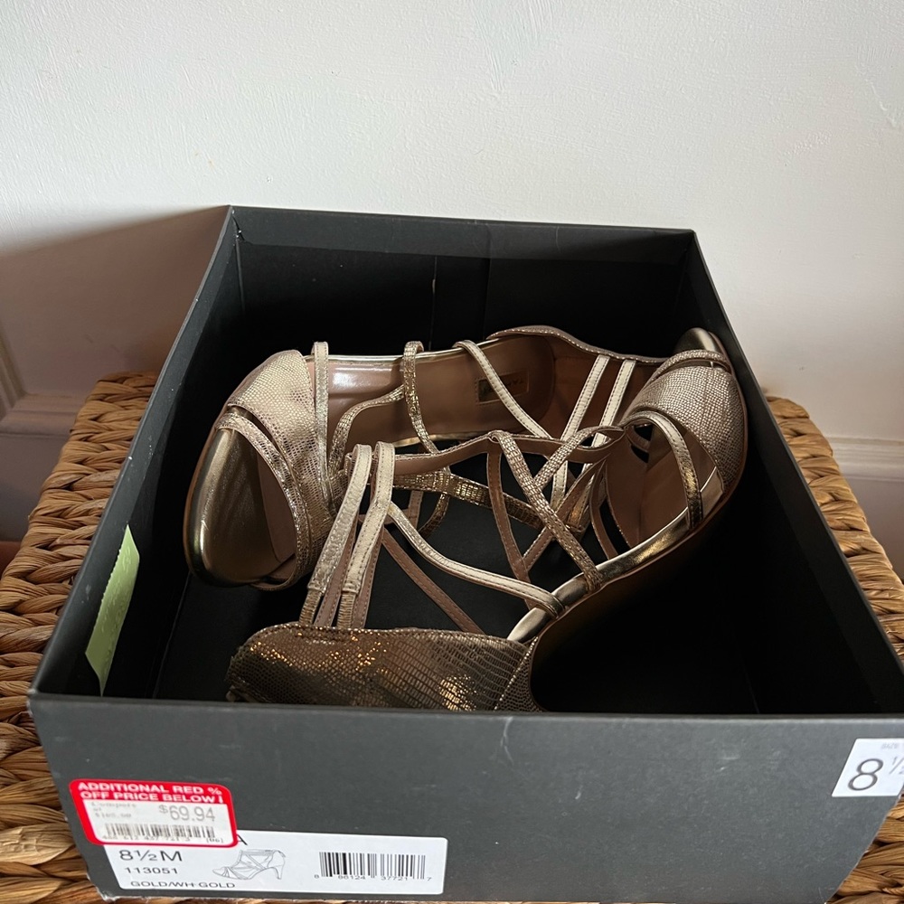 Tahari Gold Strappy Heels size 8.5 with Original Box